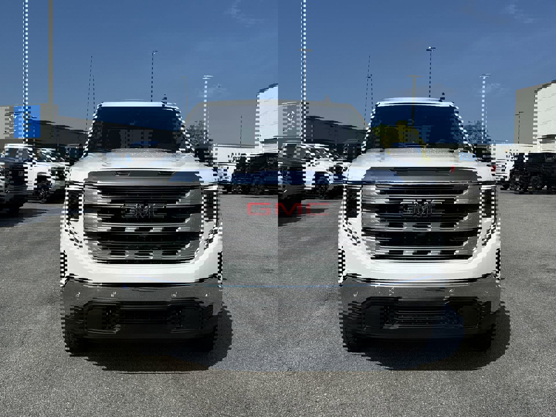 2025 Gmc Sierra 1500 SLE photo 3