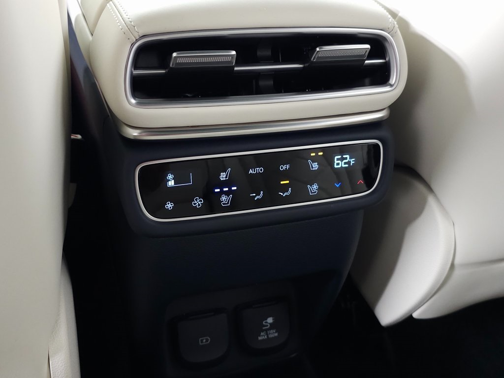 2025 Genesis GV80 3.5T Prestige AWD photo 40