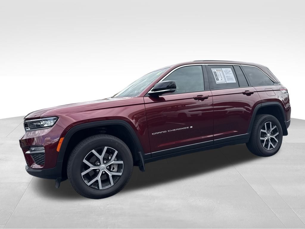 2024 Jeep Grand Cherokee Limited photo 2