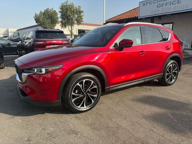 2023 Mazda CX-5 S Premium package