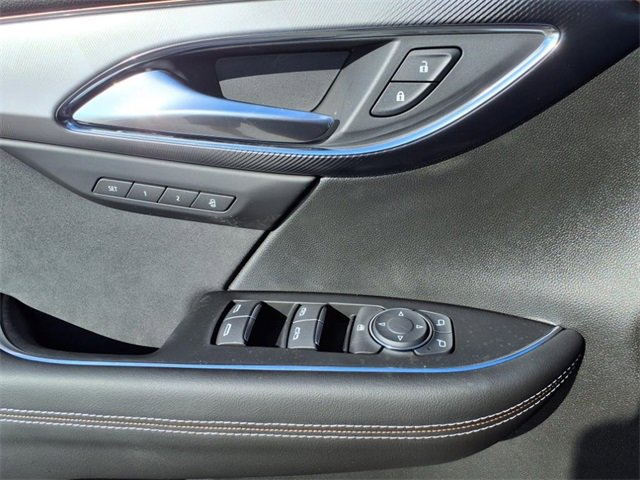 2025 Buick Envision Sport Touring photo 8