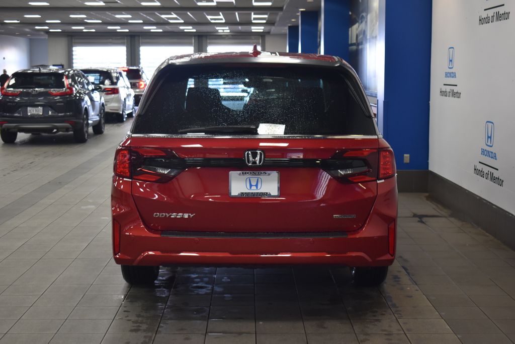 2026 Honda Odyssey Touring photo 6