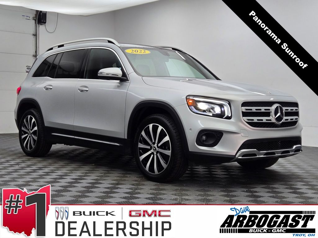 2022 Mercedes-Benz GLB Base's photo