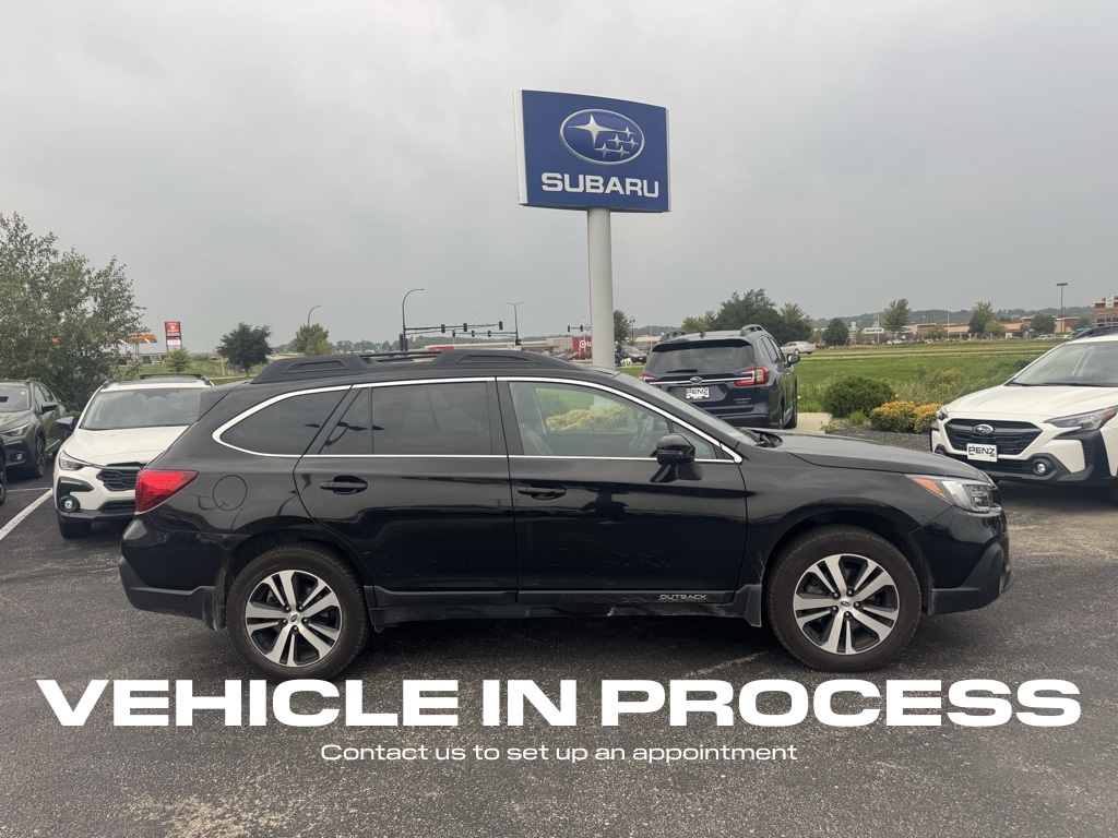 Used 2018 Subaru Outback Limited with VIN 4S4BSANC5J3290310 for sale in Rochester, Minnesota