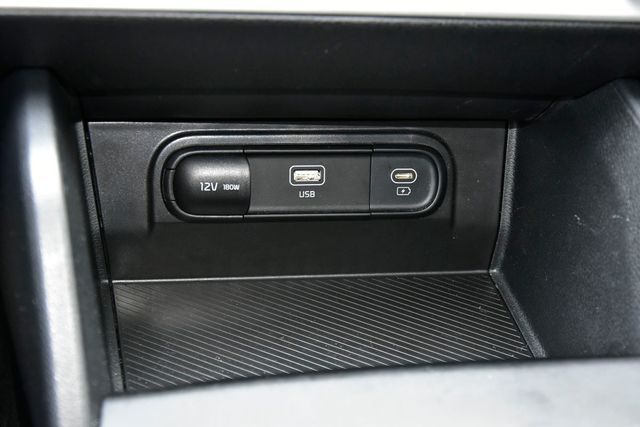 2025 Kia Sportage LX photo 20