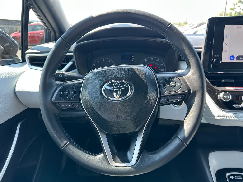 2025 Toyota Corolla SE photo 17