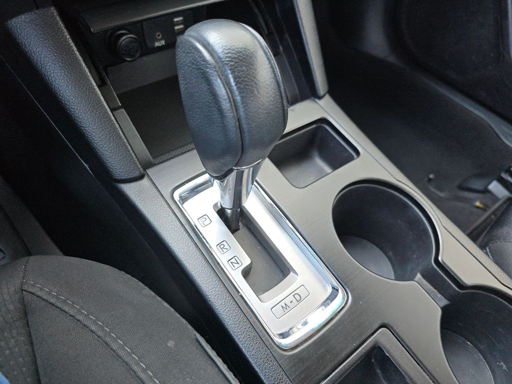 2016 Subaru Legacy 2.5i Premium photo 21