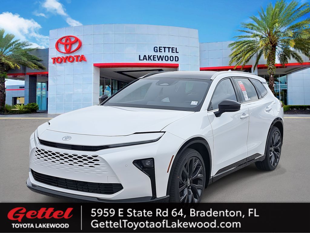 2025 Toyota Crown Signia Limited's photo