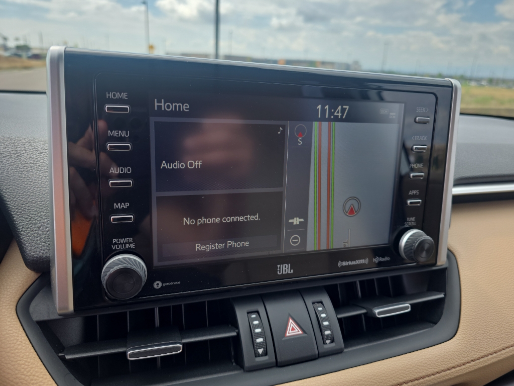 2019 Toyota RAV4 Hybrid Limited photo 18