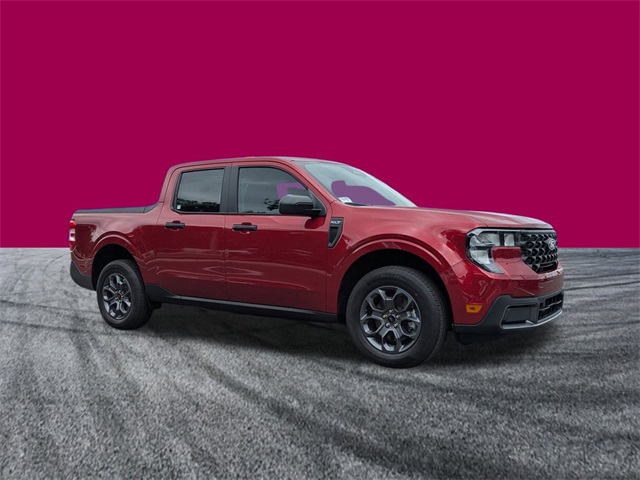 2025 Ford Maverick XLT photo 2
