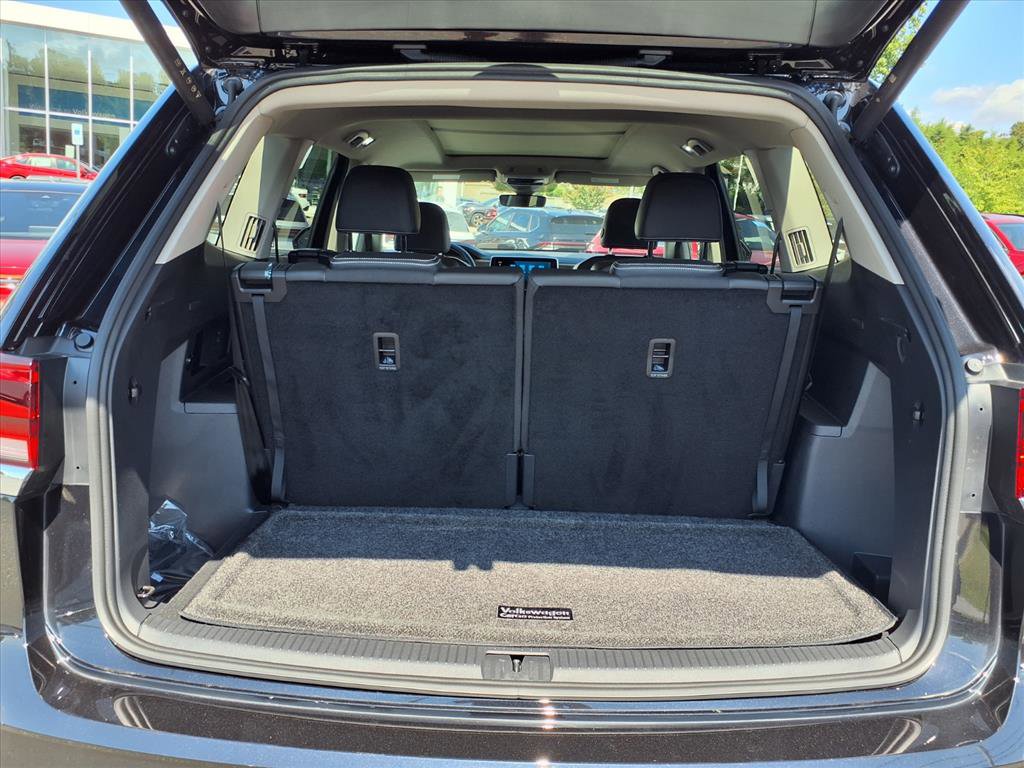 2025 Volkswagen Atlas SE Technology photo 20