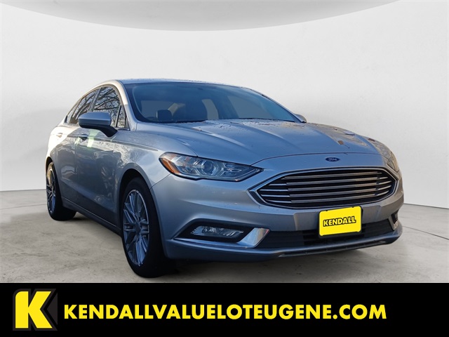 2017 Ford Fusion SE's photo