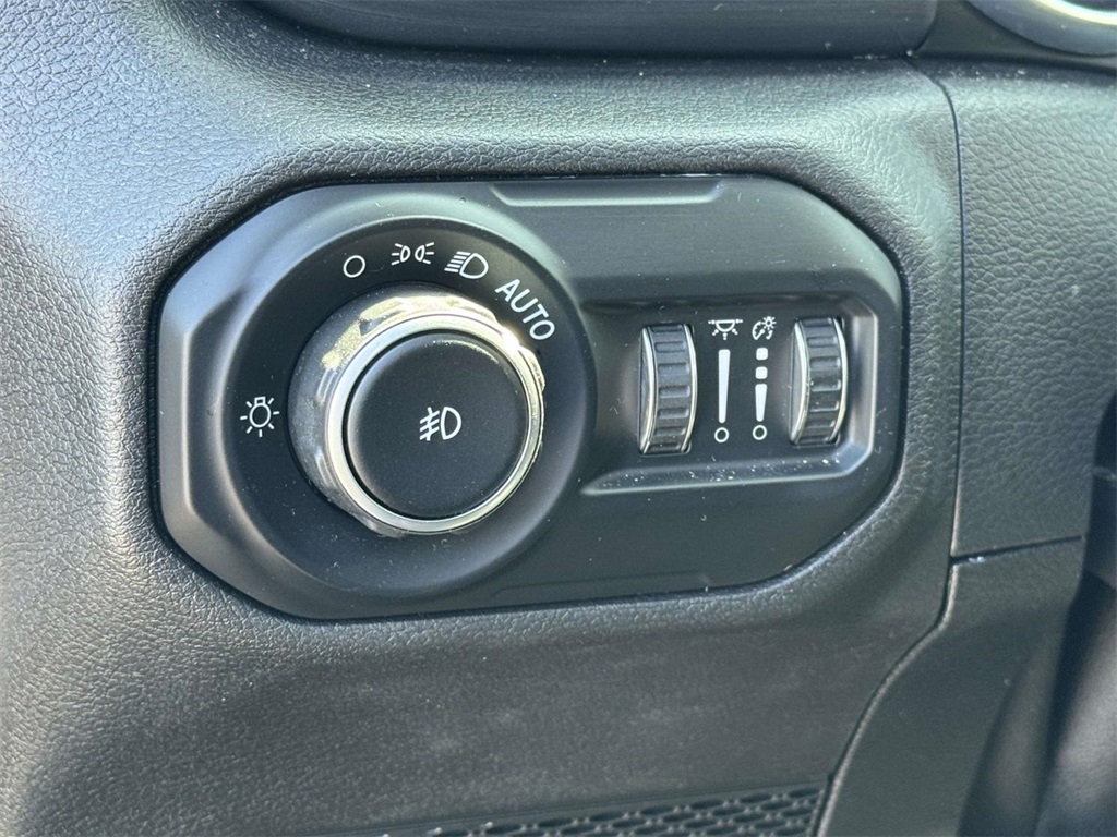 2021 Jeep Wrangler Unlimited Rubicon 392 photo 25