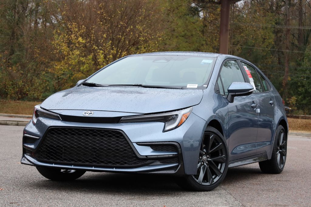 2026 Toyota Corolla SE's photo