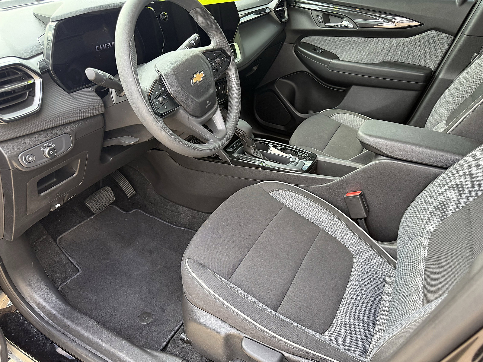 2025 Chevrolet Trailblazer LT photo 10