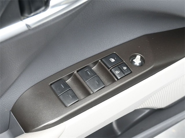 2023 Toyota Camry LE photo 11