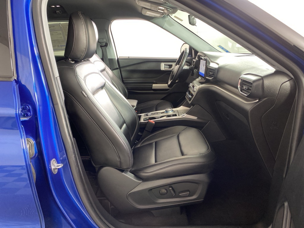 2022 Ford Explorer XLT photo 17