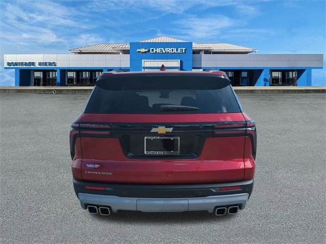 2026 Chevrolet Traverse photo 4
