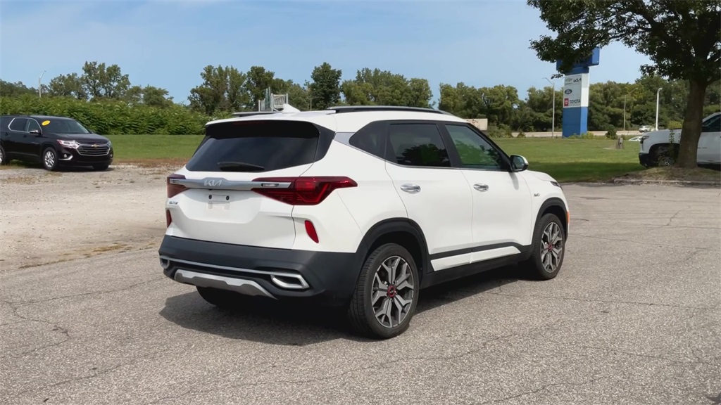 2023 Kia Seltos SX photo 7