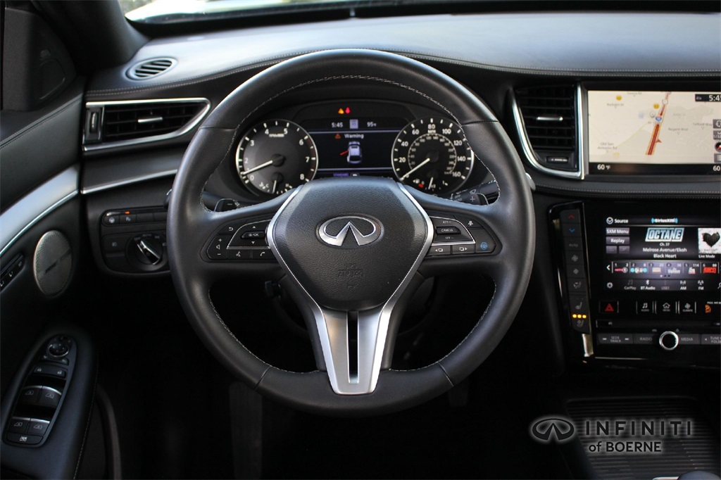 2023 Infiniti QX55 Essential photo 22
