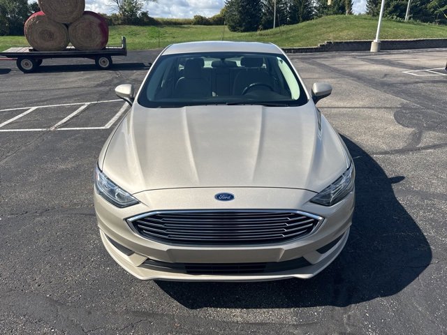 2017 Ford Fusion SE photo 8