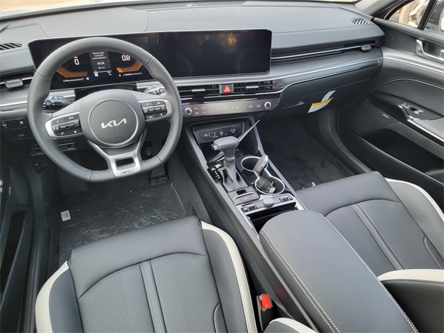 2026 Kia K5 GT-Line photo 30