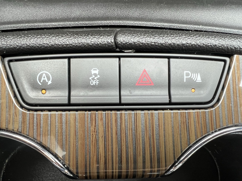 2022 Gmc Acadia SLE photo 20