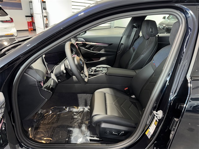 2026 Bmw 550e xDrive photo 14