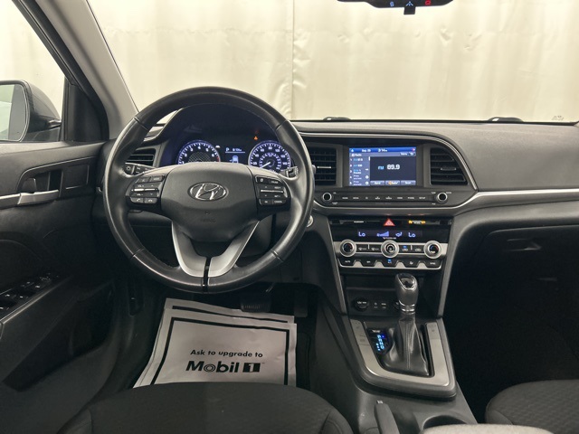2020 Hyundai Elantra Value Edition photo 23