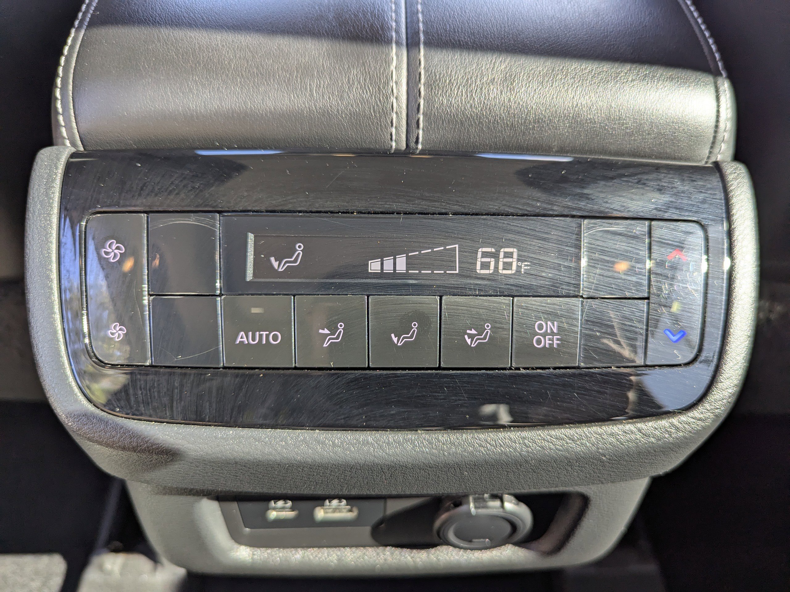 2022 Infiniti QX60 Pure photo 18