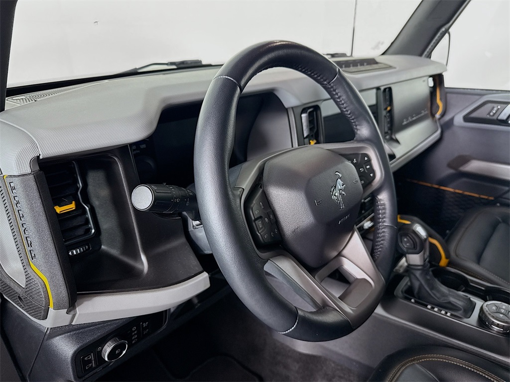 2023 Ford Bronco Badlands photo 3