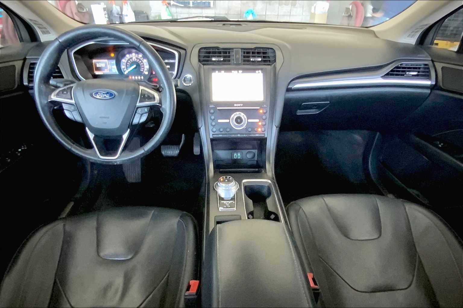 2019 Ford Fusion Titanium photo 14