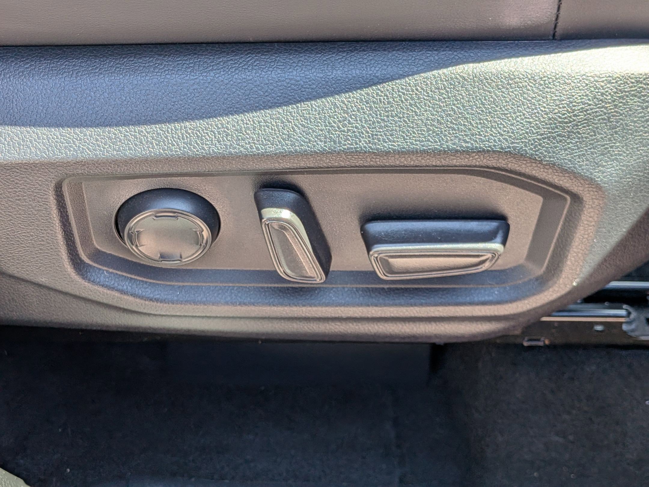 2022 Toyota Tundra Platinum photo 34