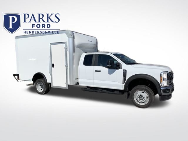 2024 Ford F-450 Super Duty Chassis Cab XL's photo