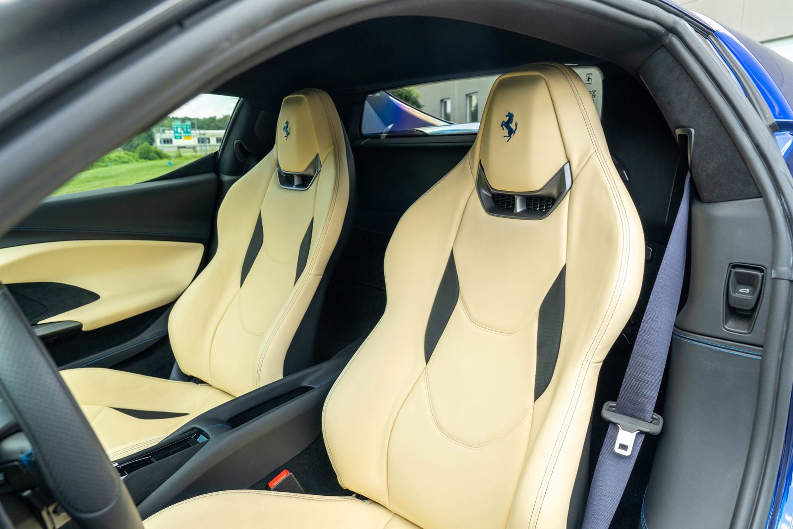 2024 Ferrari 296 GTB Base photo 33