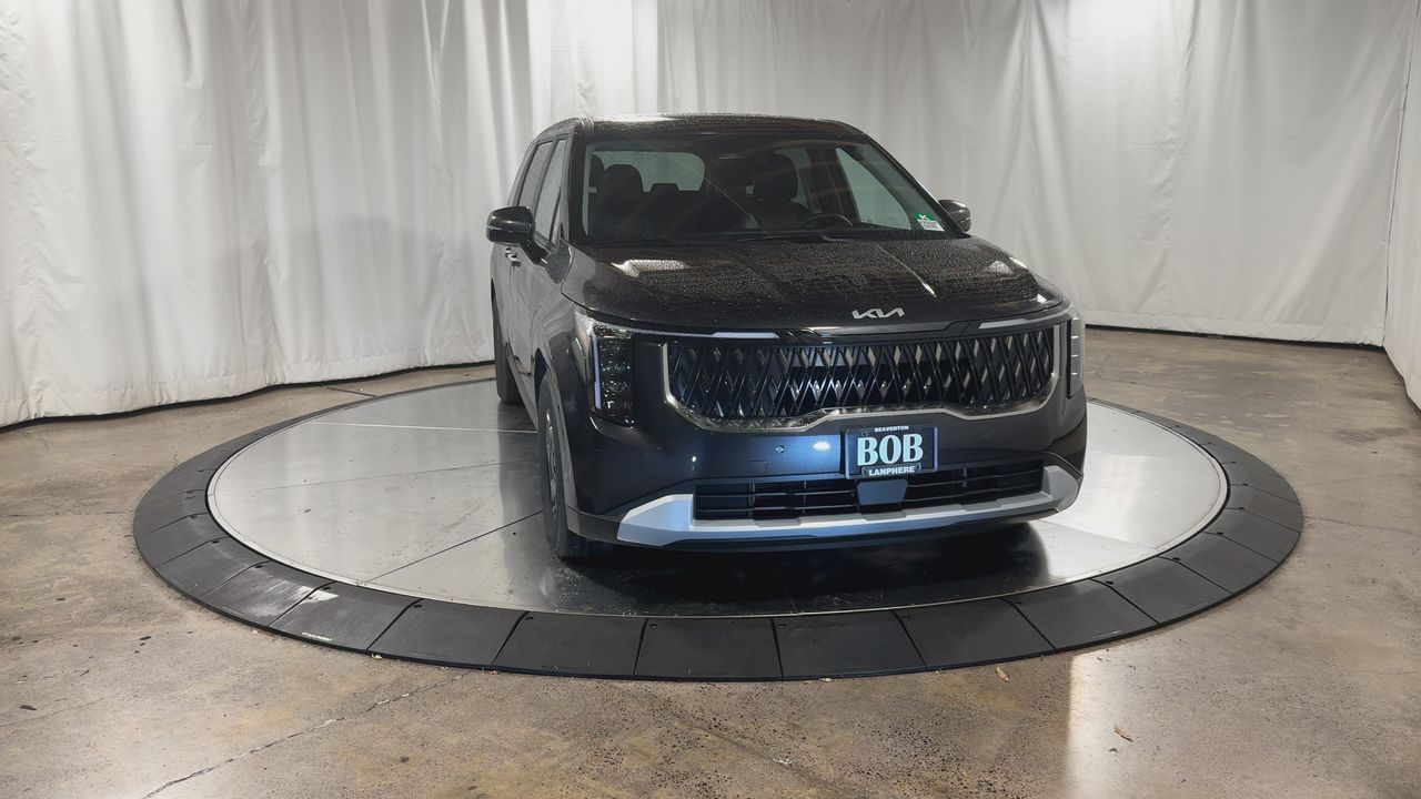 2026 Kia Carnival LXS photo 4