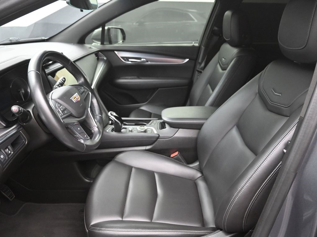 2022 Cadillac XT5 Luxury photo 18