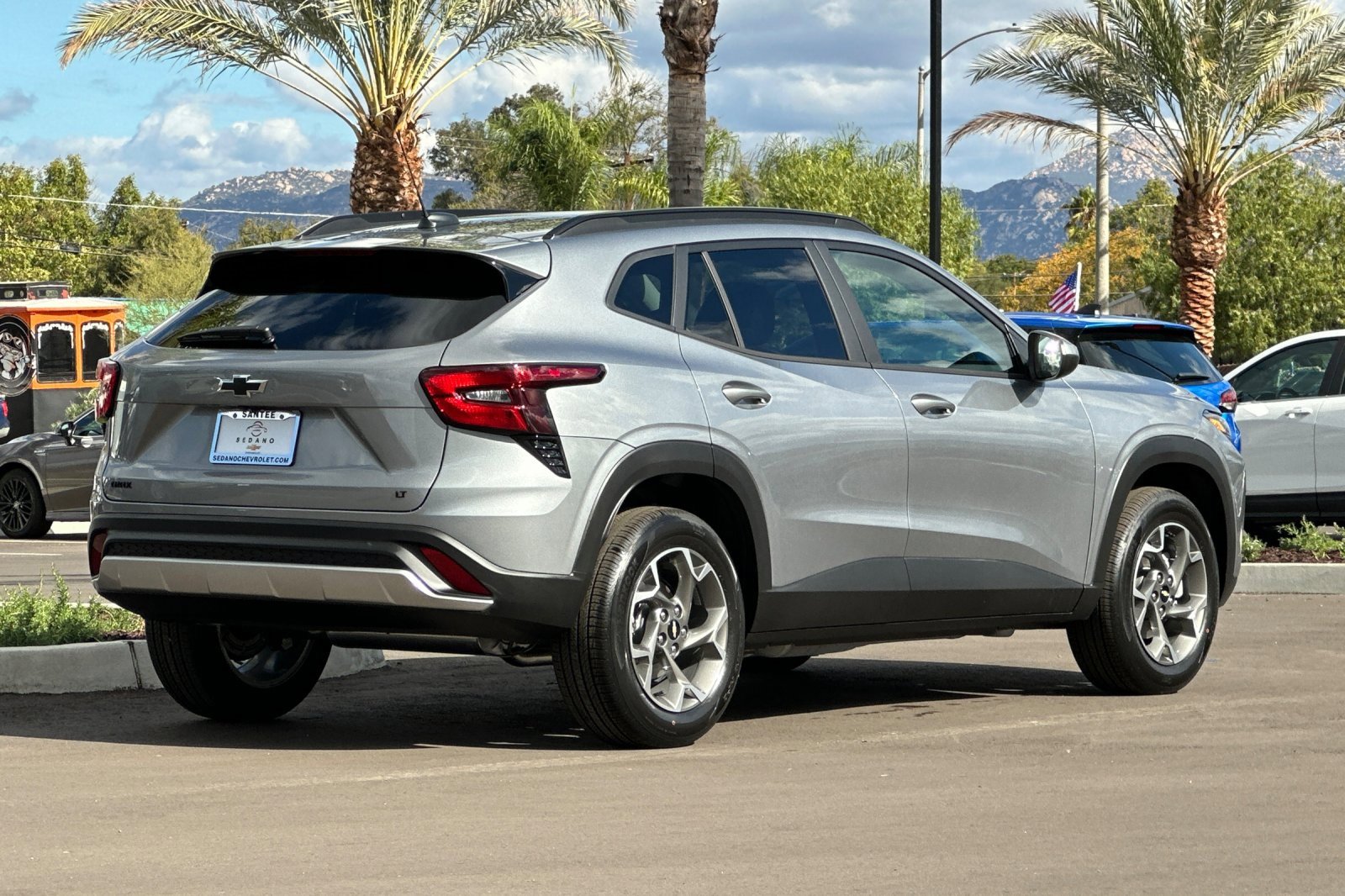 2026 Chevrolet Trax LT photo 4