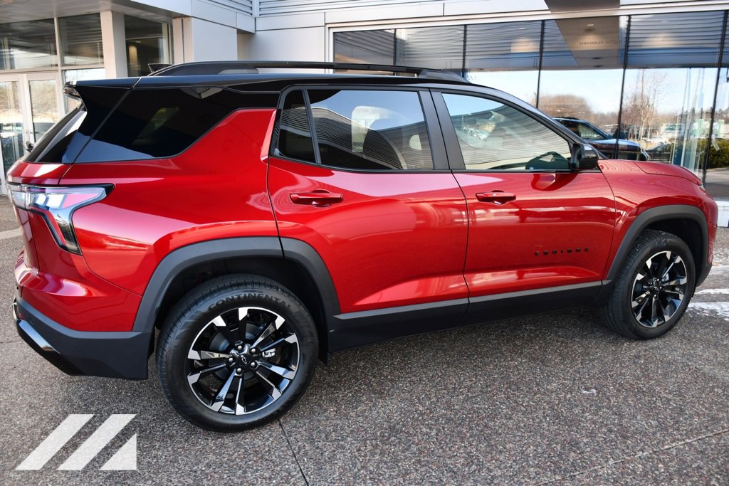 2026 Chevrolet Equinox RS photo 4