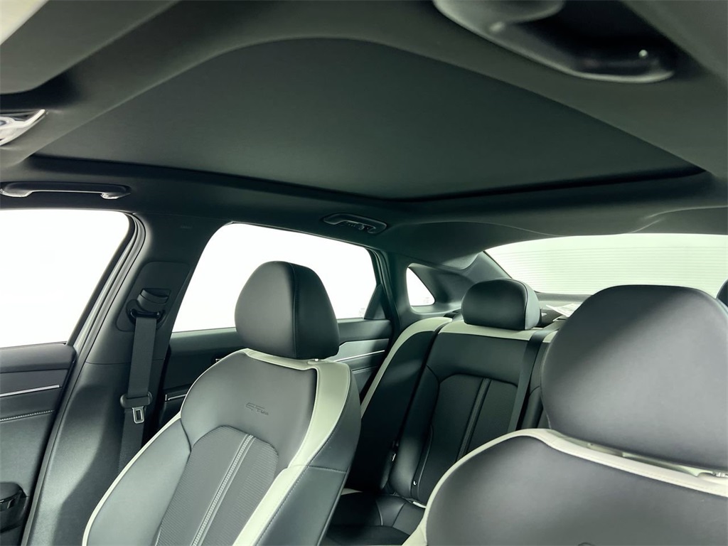 2026 Kia K5 GT-Line photo 19