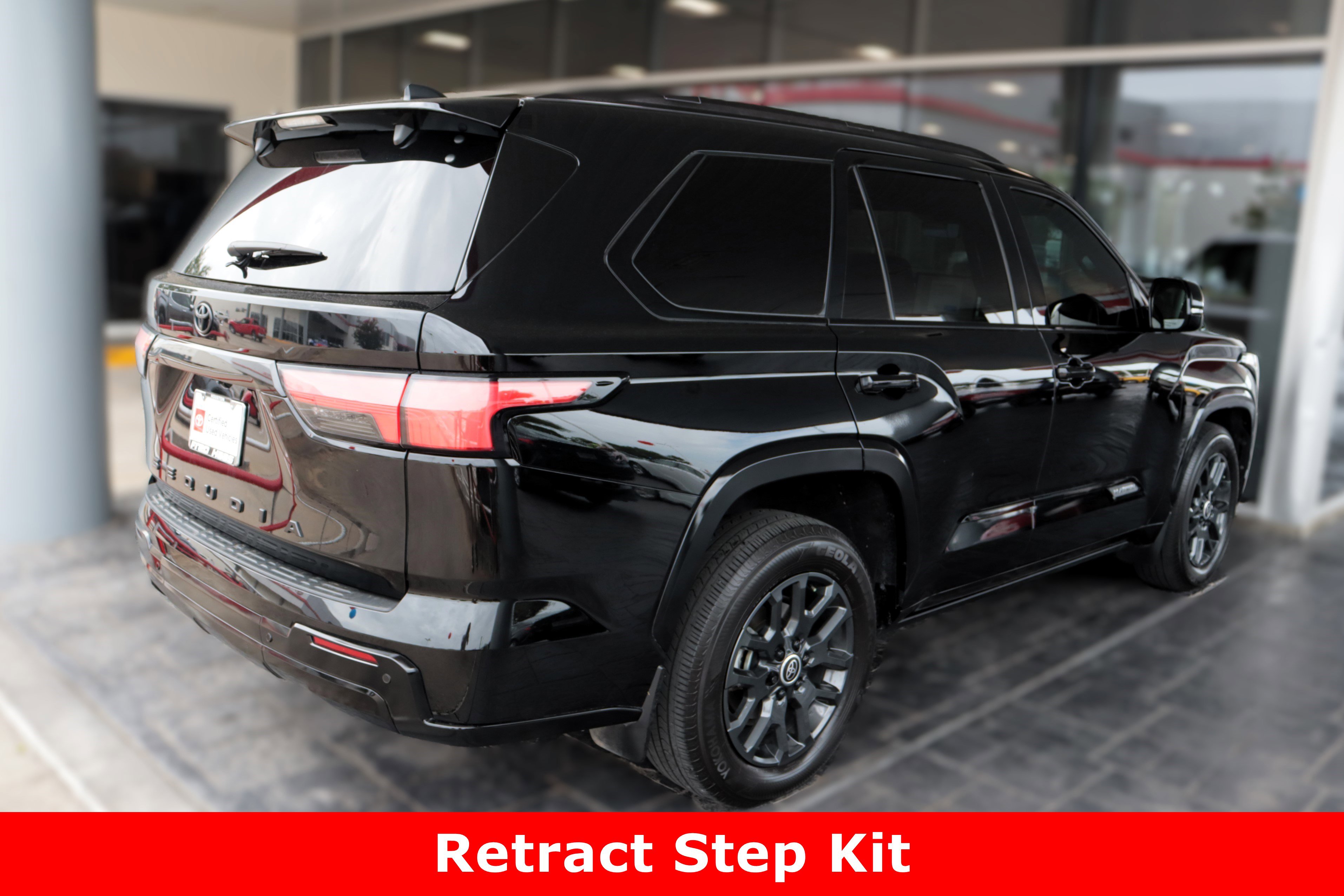 2024 Toyota Sequoia Platinum photo 7