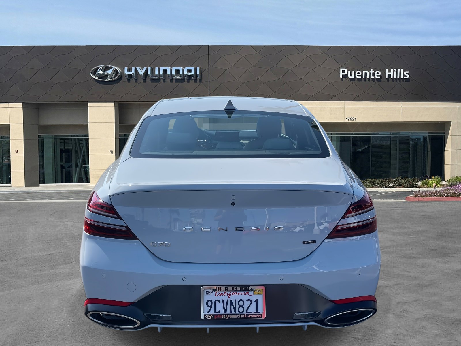 2023 Genesis G70 3.3T photo 4