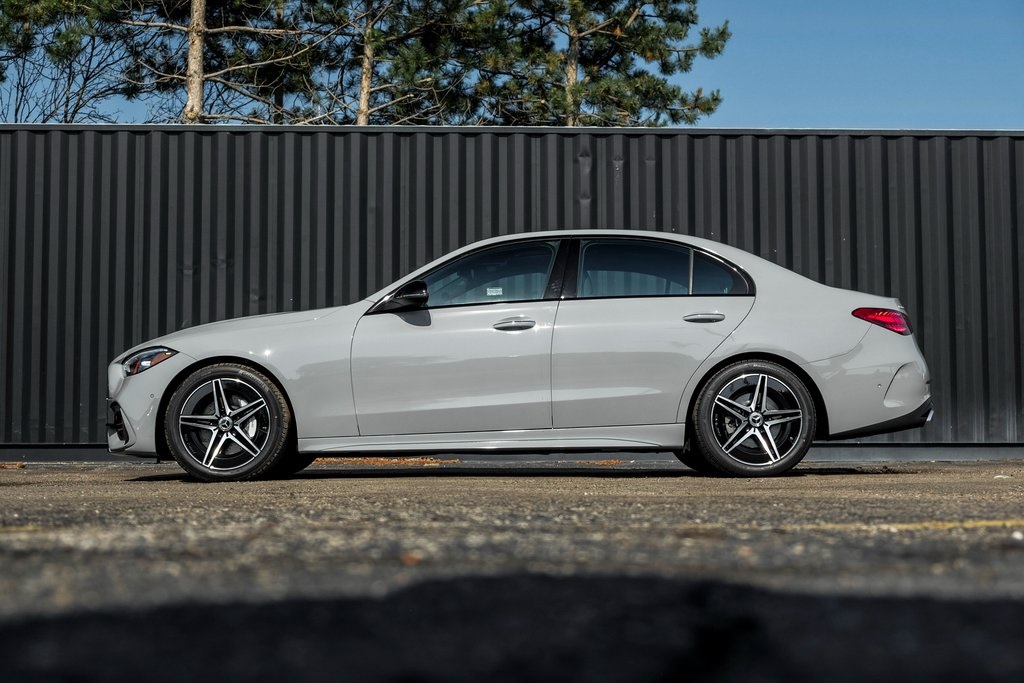 2025 Mercedes Benz C 300 4MATIC photo 3