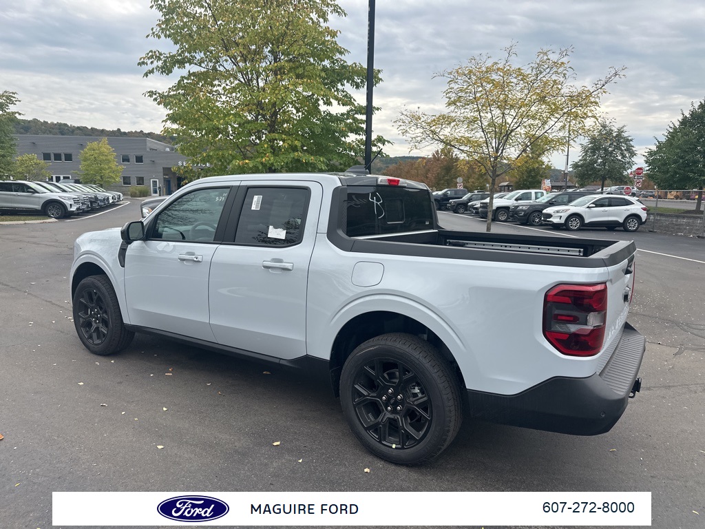 2025 Ford Maverick Lariat photo 7