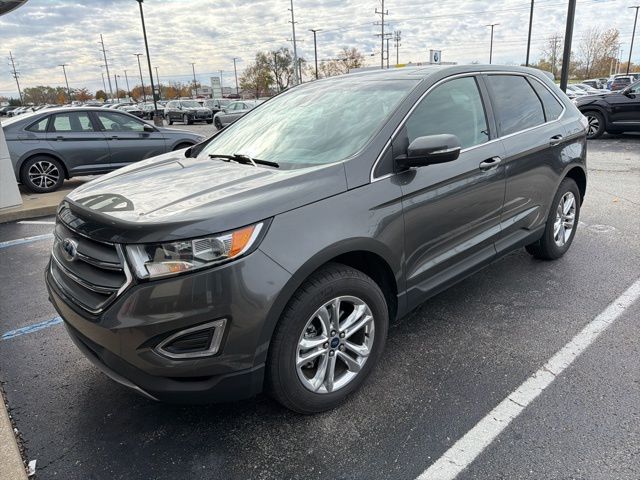 2018 Ford Edge SEL photo 2