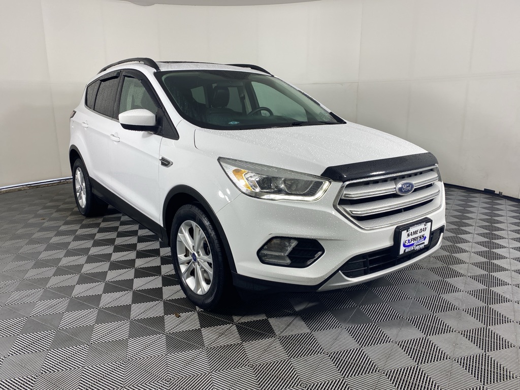 2018 Ford Escape SEL photo 11