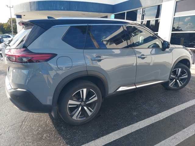 2021 Nissan Rogue SL photo 3