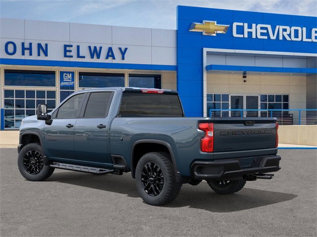 2026 Chevrolet Silverado 2500HD Custom photo 2