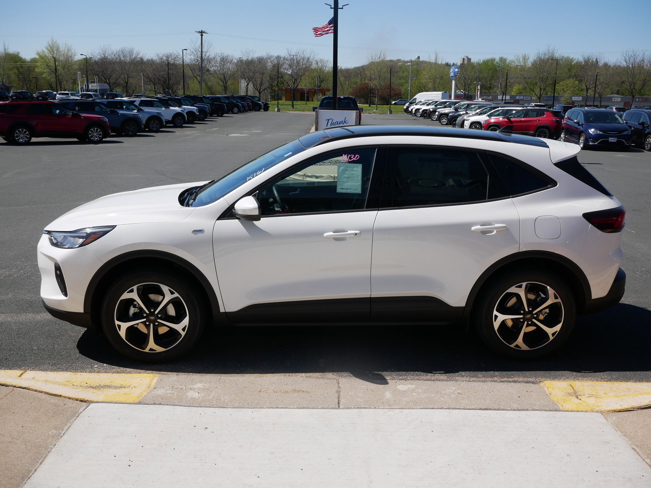 2025 Ford Escape ST-Line Select photo 4