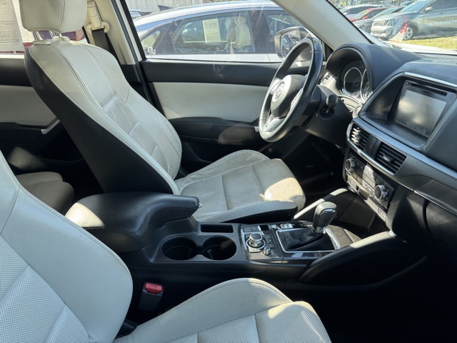 2016 Mazda CX-5 Grand Touring photo 4